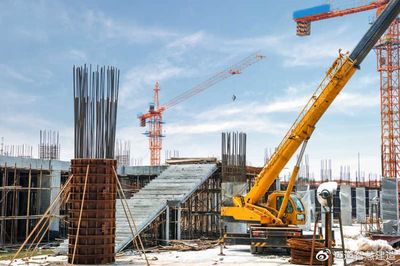 集團(tuán)型建筑施工企業(yè)數(shù)字化轉(zhuǎn)型應(yīng)該選哪種方案?